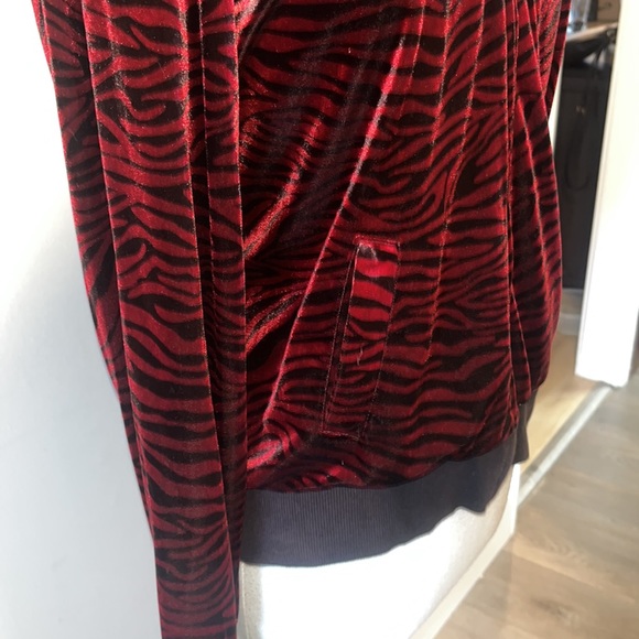 Susan Graver zebra zip up jacket - Picture 2 of 4